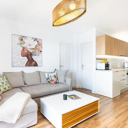 Home2book Dreamy View Of The Bay Private Terrace Apartment